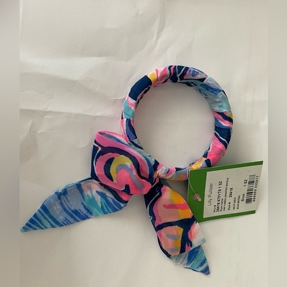 Lilly Pulitzer Jewelry - New Lilly Pulitzer bracelet bangle